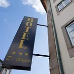 Dona Sofia Hotel