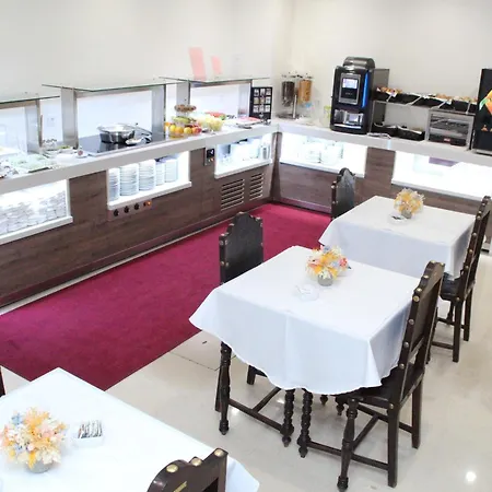 Dona Sofia Hotel